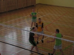 ZAWODY SZKOLNE W PIŁKĘ SIATKOWĄ